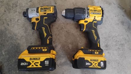 DeWalt XR Drill kit