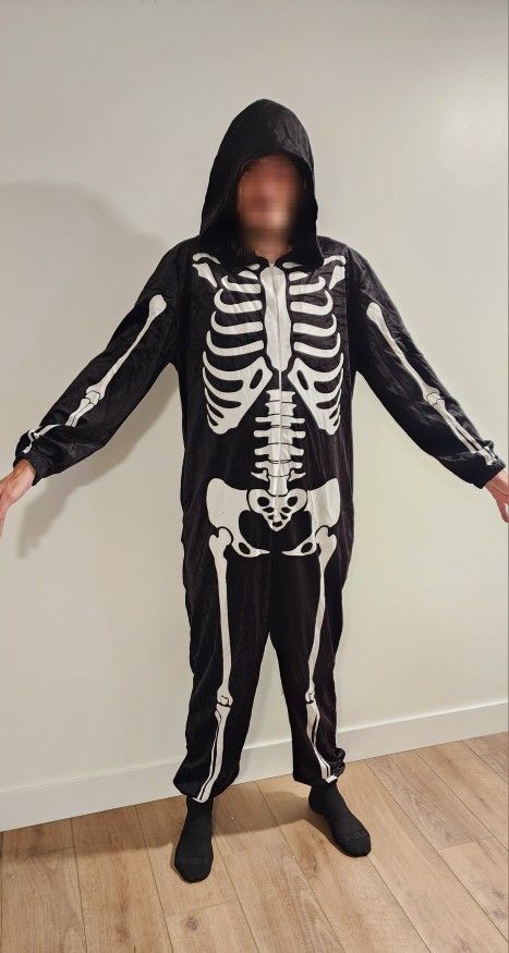Skeleton Halloween Costume - Adult $10