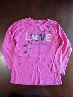 Girls Long Sleeve Love Butterfly Shirt Size 5/6 - Everett, WA