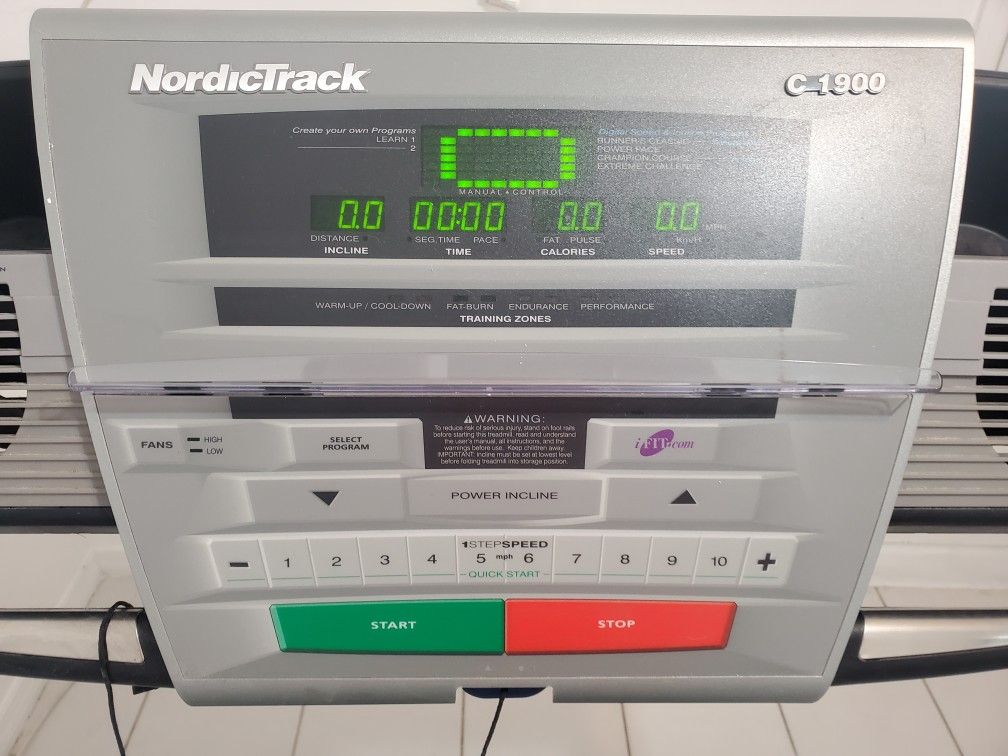 Treatmill Nordictrack C1900 for Sale in Miami FL OfferUp