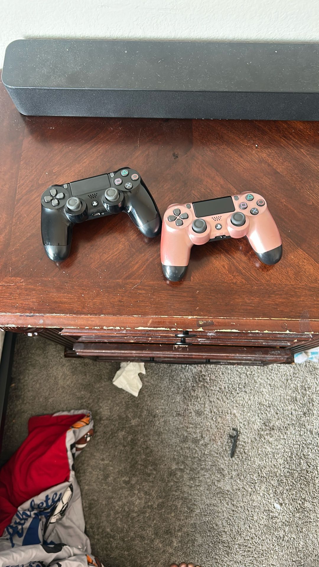 PS4 Controller