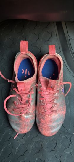 Nike soccer cleats . Size 2.5Y