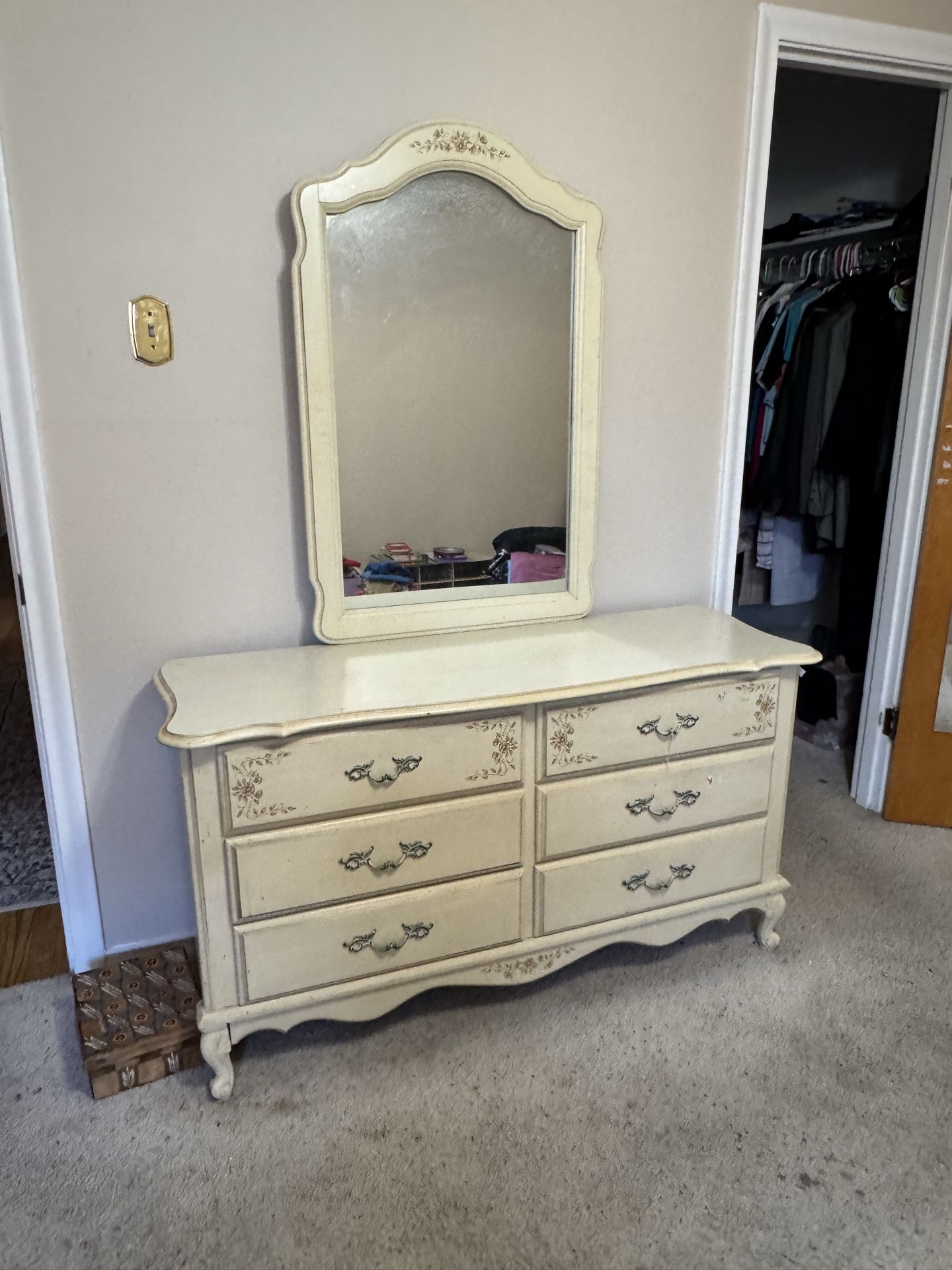 Dresser with mirror
