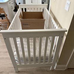 Baby crib