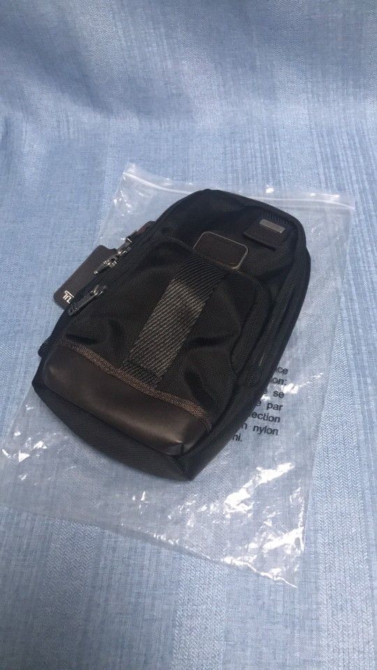 Tumi Men's Sling Bag