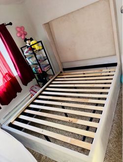 Upholstered Wingback queen Bed Frame with memory foam mattress
