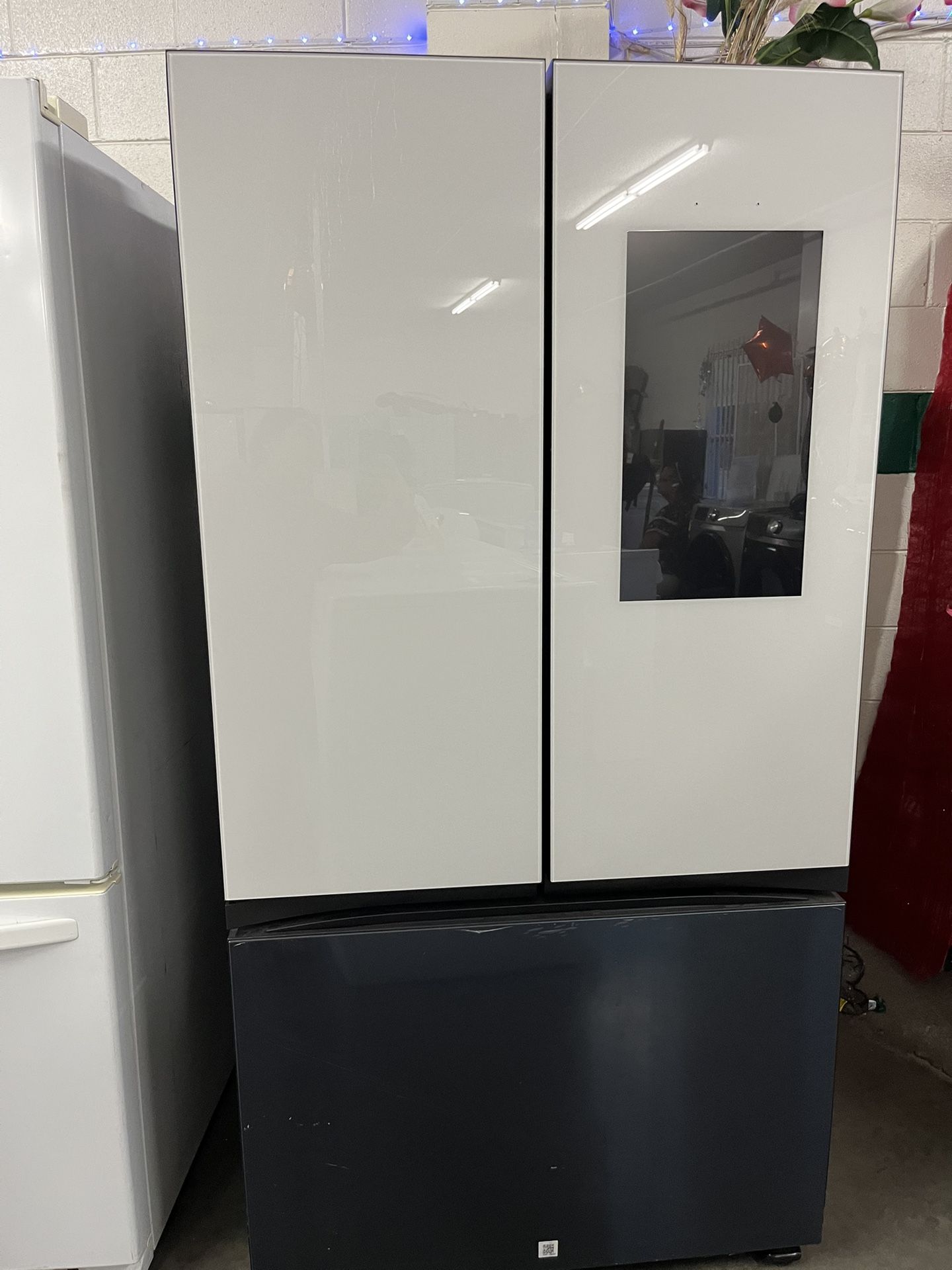 Samsung Family Hub Refrigerator 