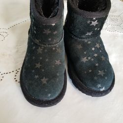 Girls Ugg boots