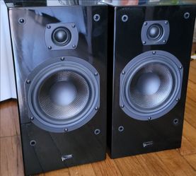 Aperion audio speaker set L/R/center