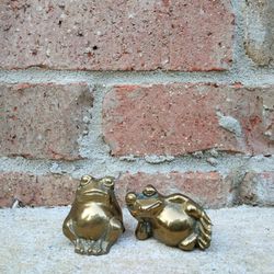 Vintage Miniature Solid Brass Sitting/Lounging Frog Figurines 