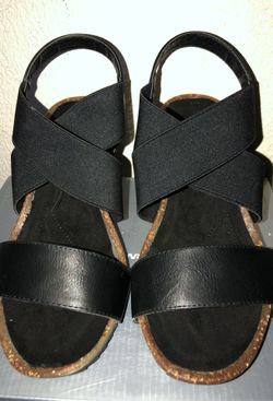 Shoes/Wedges/Sandals