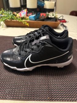 Nike Baseball Cleats Black and White
