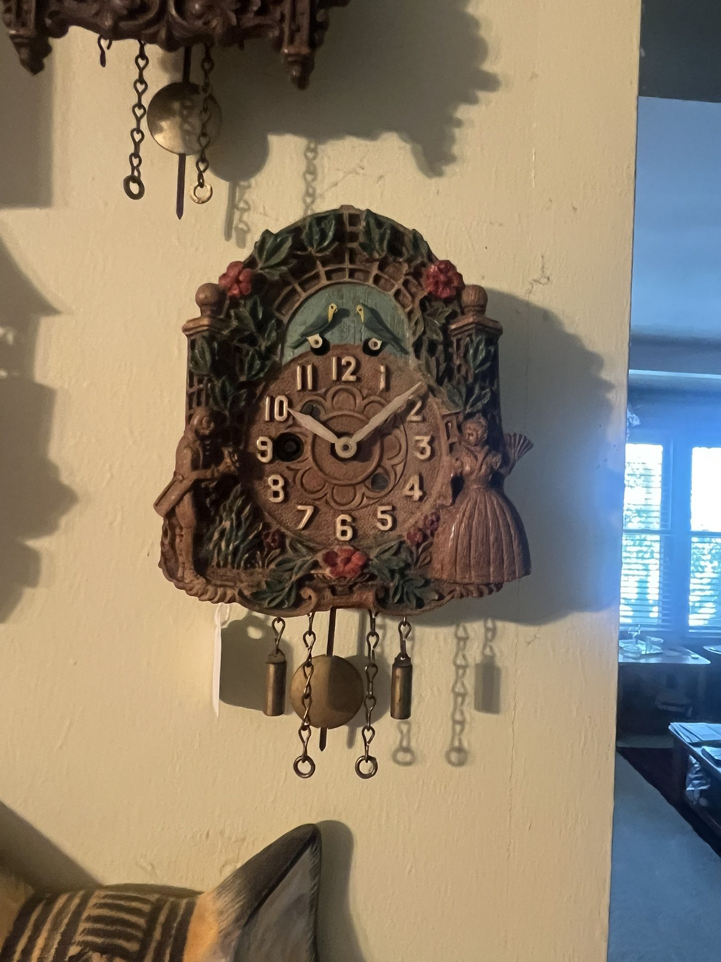 Lots Of Antique Vintage Wall Clocks