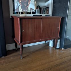 Vintage MCM VINYL RECORD CABINET 