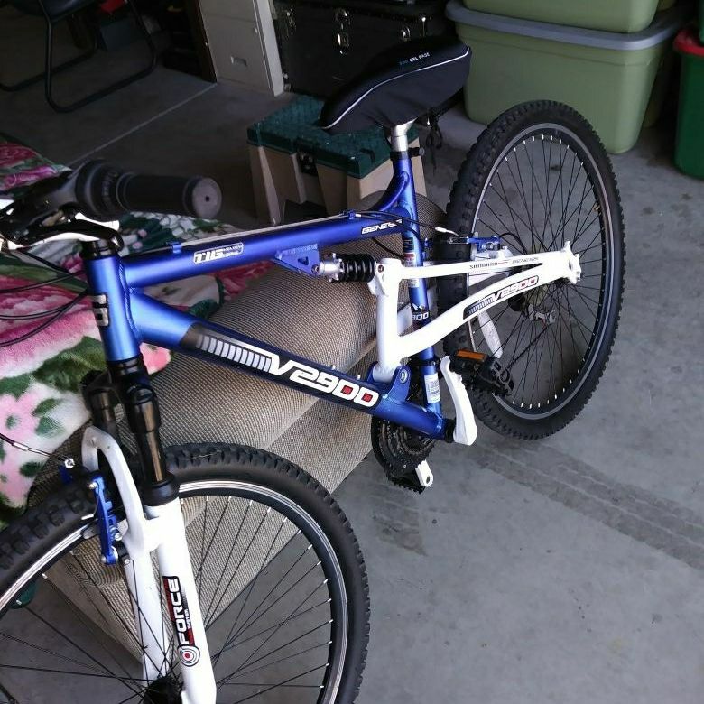 Genesis v2900 mt bike full suspension aluminum frame 7 speed gear by shimano for Sale in Sacramento CA OfferUp