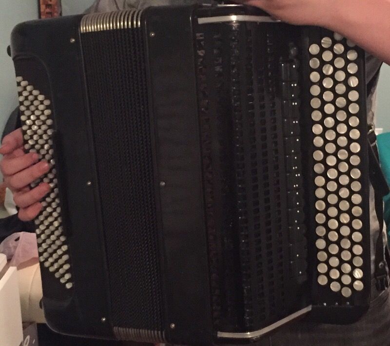 Accordion / Bayan