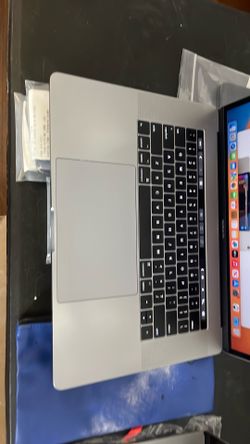 MacBook Pro 15.4 In 