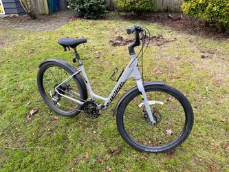 Like New - Specialized Roll - City Commuter Bike