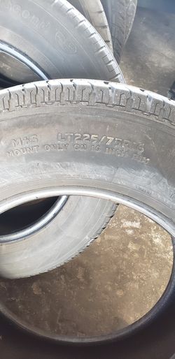 225 75 16 (4) 10ply tire wild country