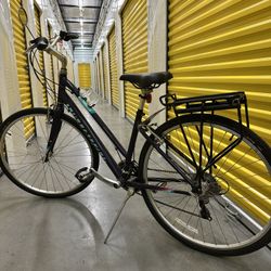 Specialized Crossroads 26” 21 Speed Bike