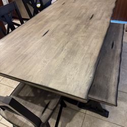 Dining Room Table 6 Piece set