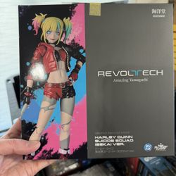 Amazing Yamaguchi Revoltech Suicide Squad - Harley Quinn ISEKAI Ver.