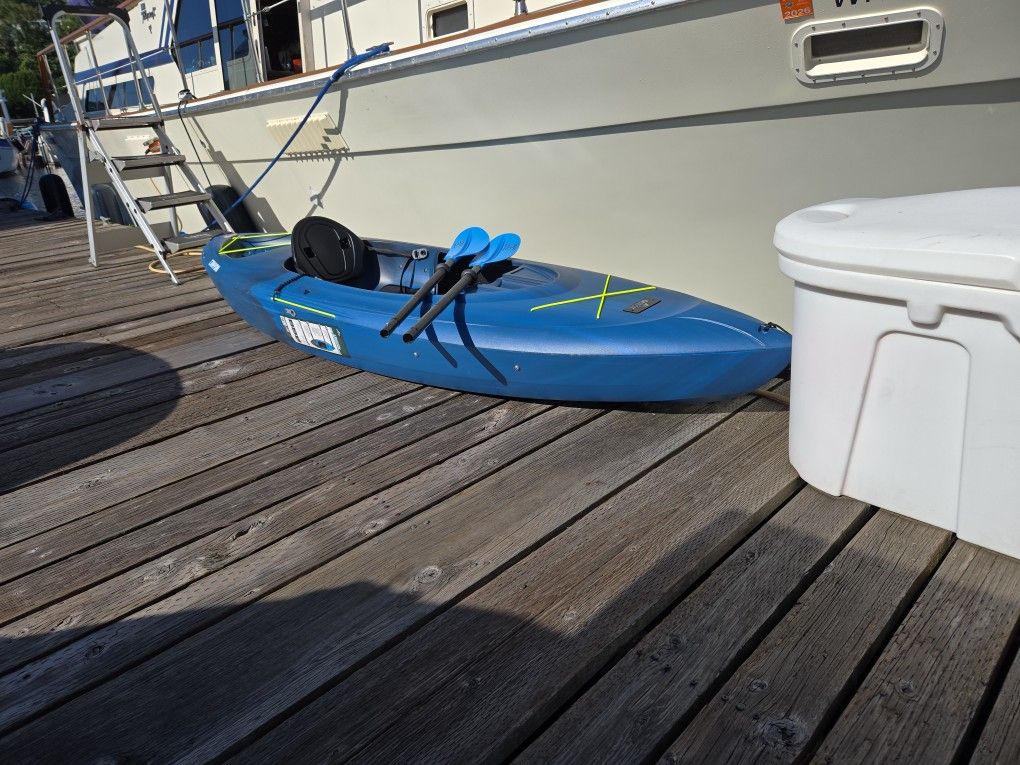 Kayak And Paddle, , New. 200$ OBO