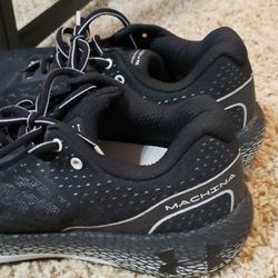 Under Armor  Machina
