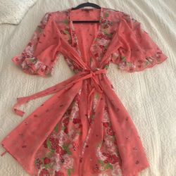 betsy johnson robe 