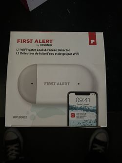 NEW First Aleɾt L1 WiFi Water Leak and Freeze Detector