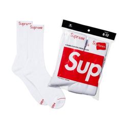 Supreme socks