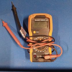 Klein Voltmeter