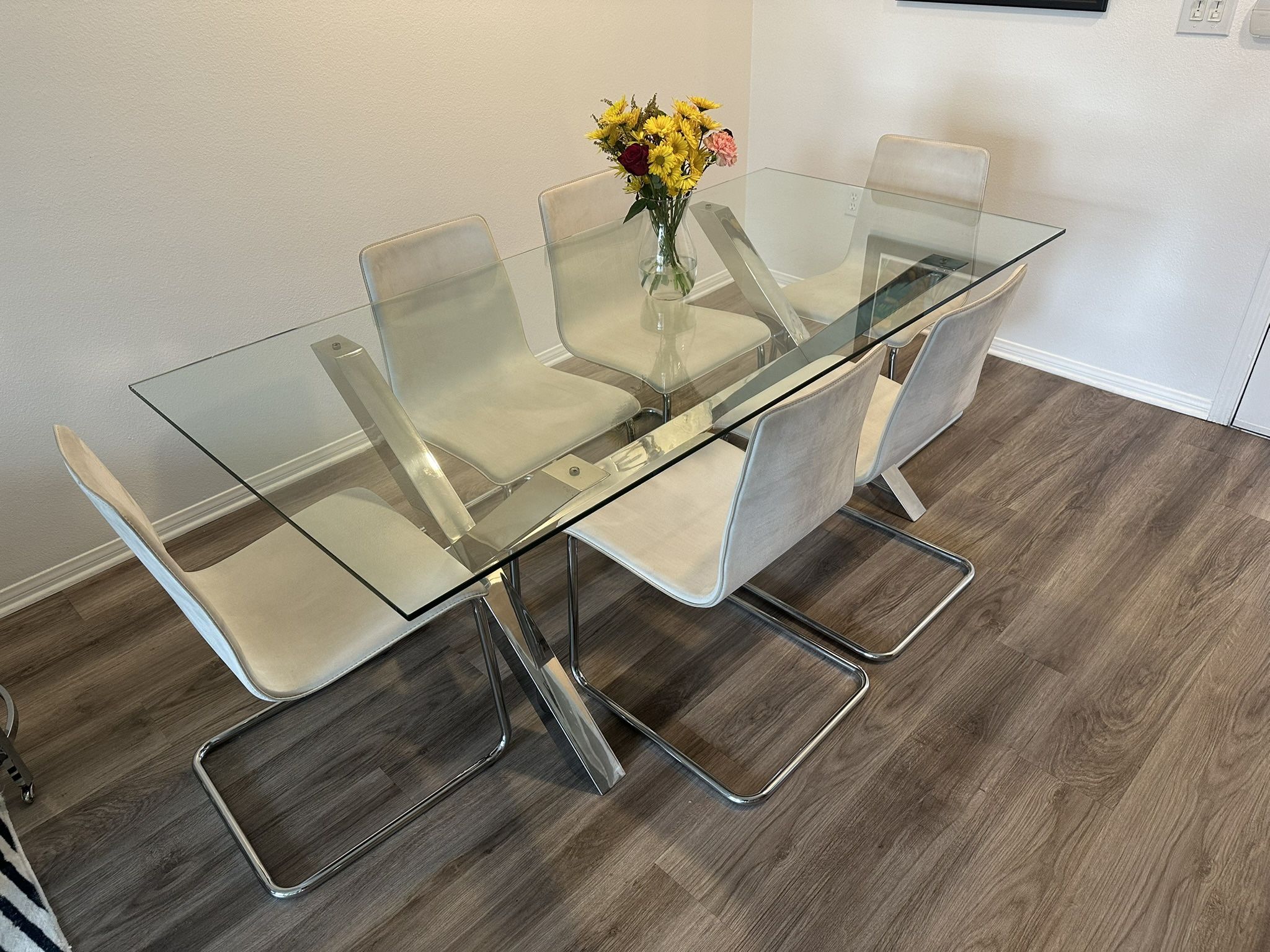 Z Gallerie Dining Table