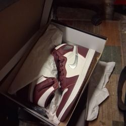 Maroon Retro Jordans