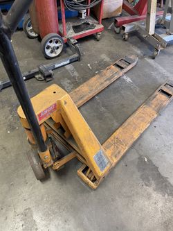 Pallet Jack