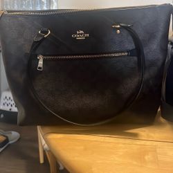Coach Tote 