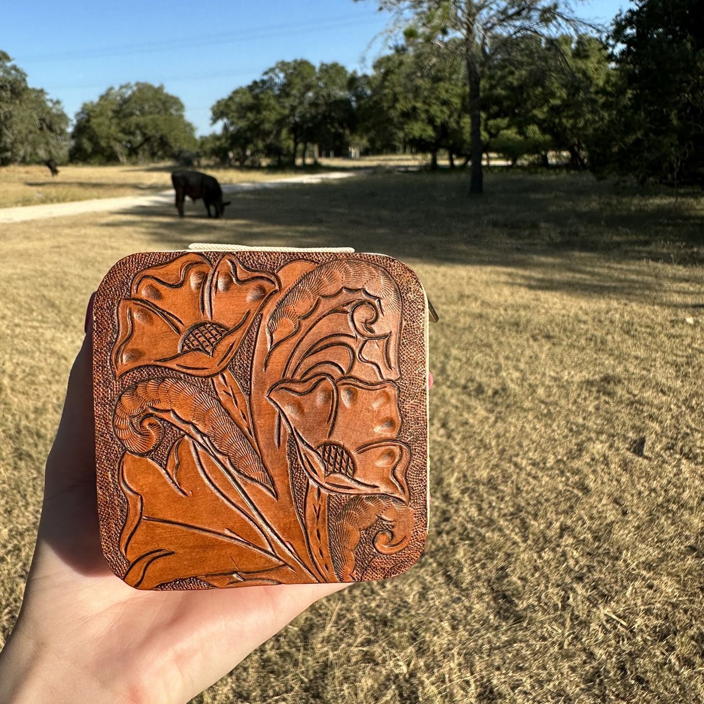 Tooled Leather Travel Jewelry Box for Sale in Boerne, TX - OfferUp