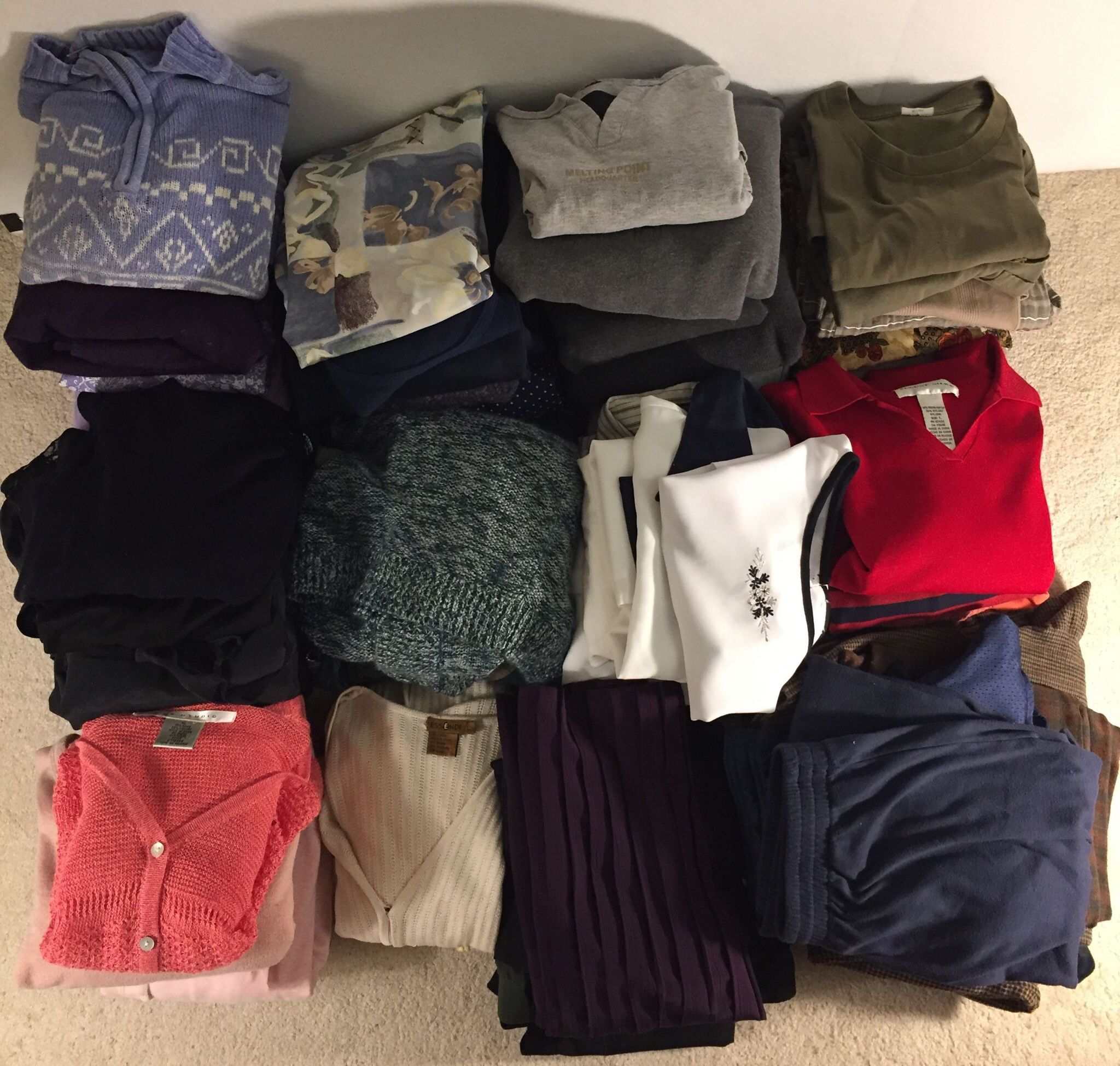 Womens Clothes Bundle, 75-Pieces (Wholesale Large Massive Lot of Womens Top and Pants) Vintage Clothes Bale