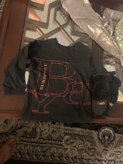 T shirt BURBERRY and gloves head