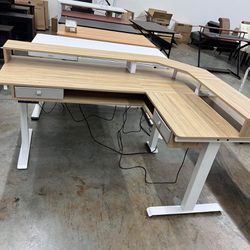 Triple Motor L-shaped Standing Desk with Multi-Storage(small damage)