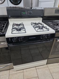 GE Spectra Gas Range Extra Large Self-Cleaning Oven