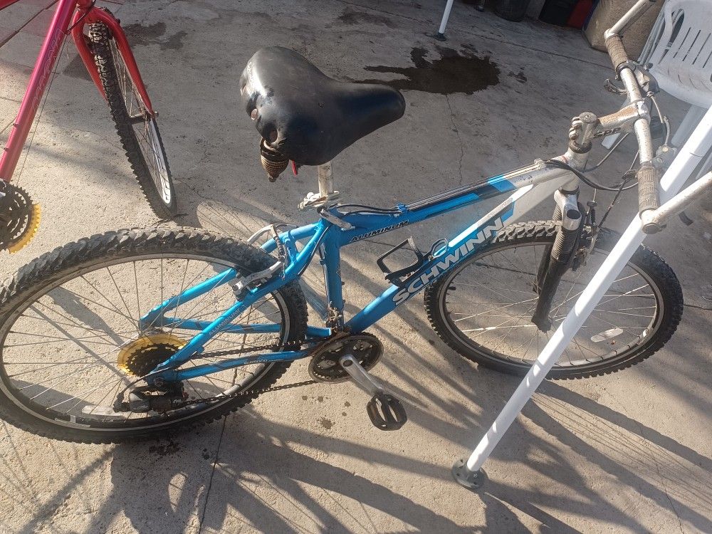 VENDO BISICLETA MONTAÑA RODADA 26