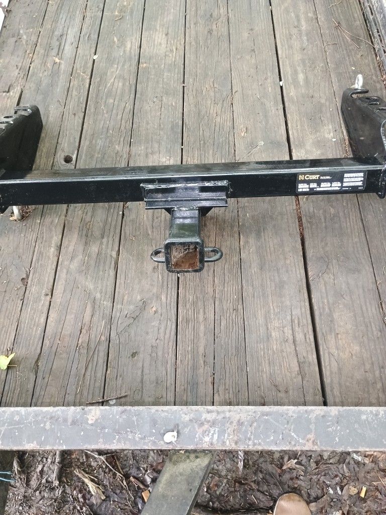 Curt. Trailer Hitch Receiver