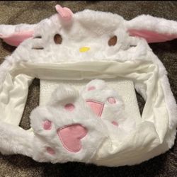 Hello Kitty And Cinnamoroll Hats That The Ears Go Up & Down When U Squeeze The Hands