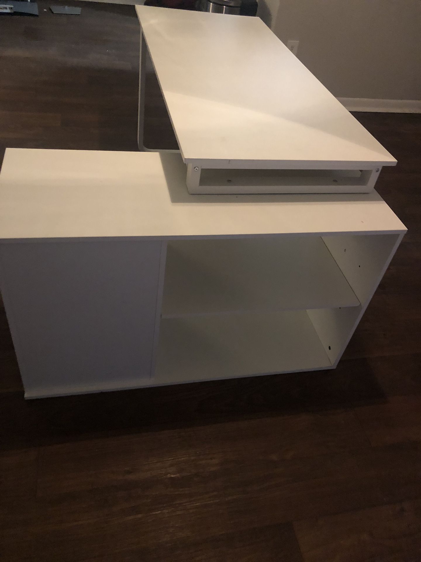 Wayfair White Desk for Sale in Houston, TX OfferUp