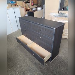 8 Drawer Dresser