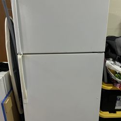 Refrigerator Working Whirlpool 