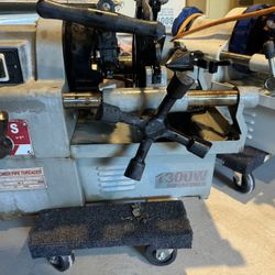 Pipe Threading Machine 