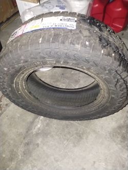 2018 Toyota Tacoma tires