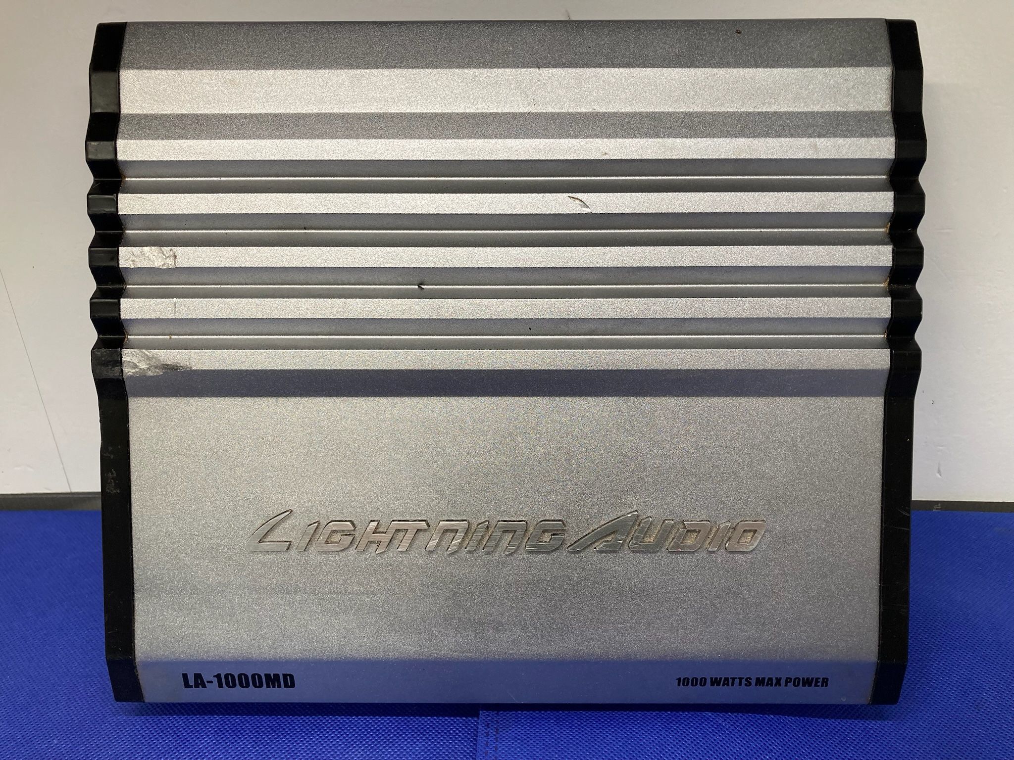 Lightning Audio LA-1000MD Mono Subwoofer Car Amplifier